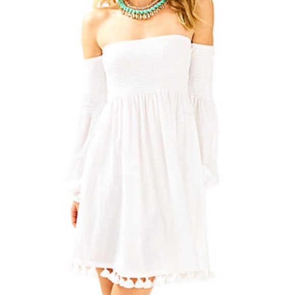 Lilly Pulitzer Dresses & Skirts - Lilly Pulitzer Dress, White Trina Coverup, Perfect Condition, Size Small